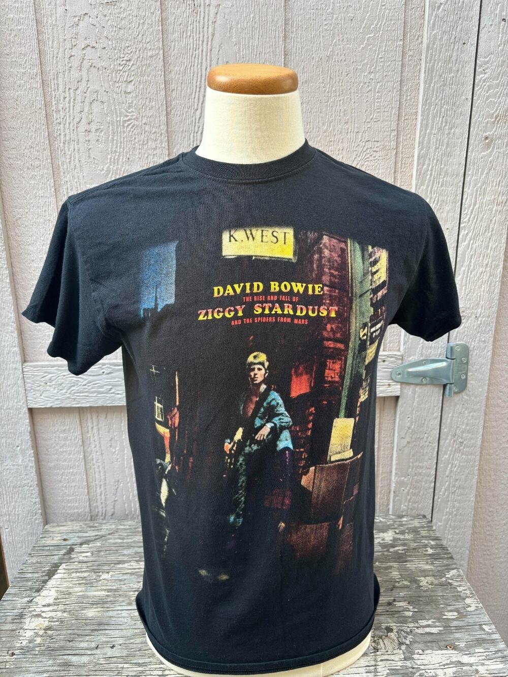 David Bowie Black T-Shirt Size Medium official shirt M Ziggy Stardust glam rock